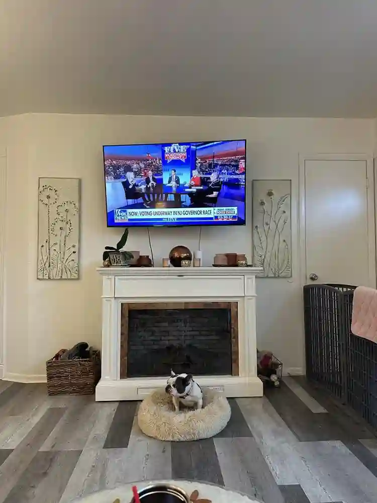 UNFURNISHED Room + half utility