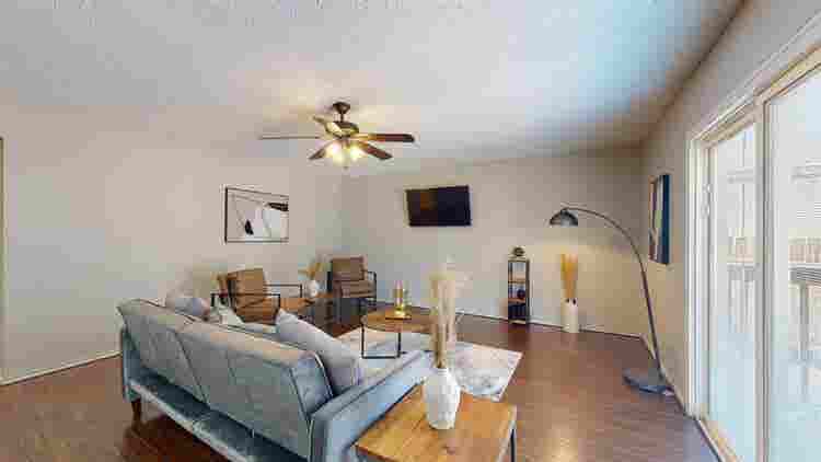 1 BR in Austin
