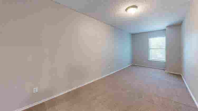 1 BR in Austin