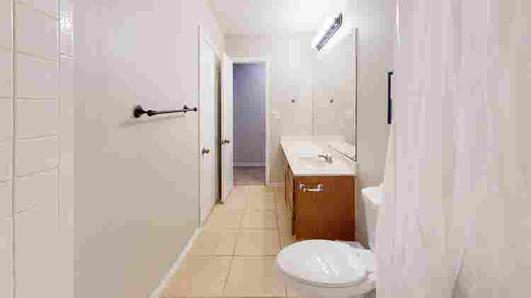 1 BR in Austin