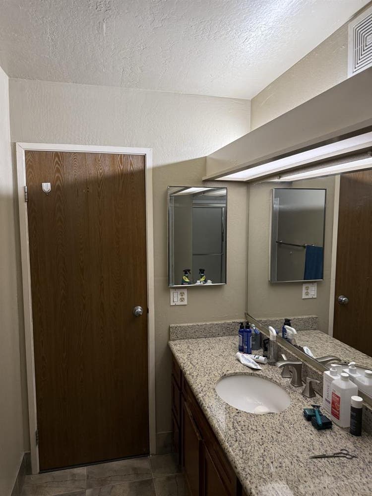 Room in Condo w/ Private Bath