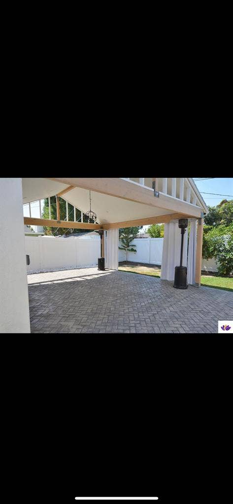 Private room+bath near fwys