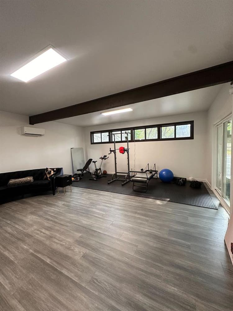 Spacious 5BR w/ Guest Suite