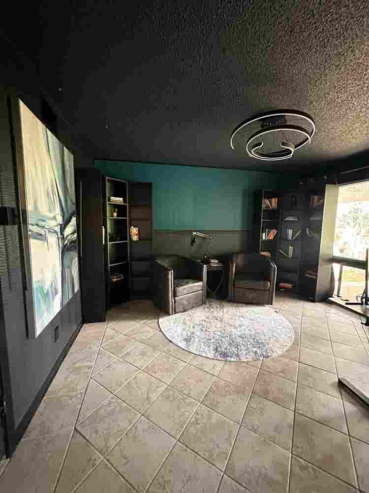 Spacious 5BR w/ Guest Suite