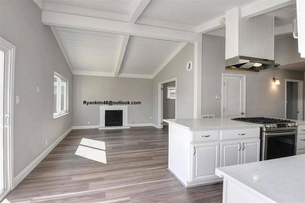Luxurious Master Bedroom for Rent!
