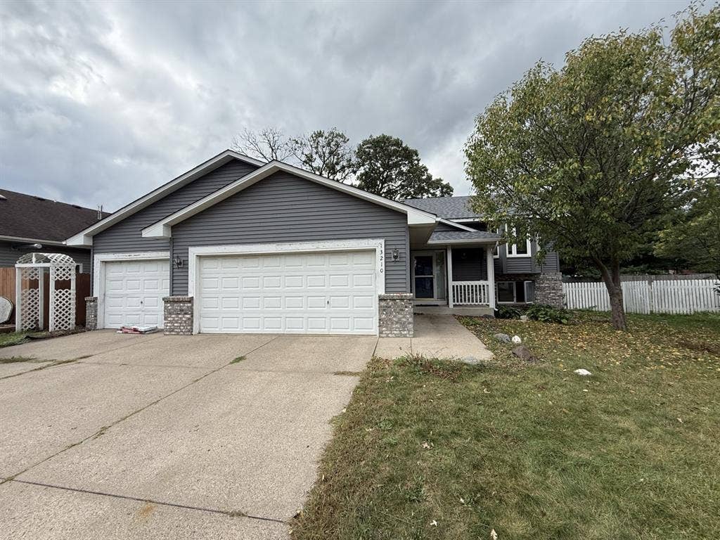 Looking for Roommates