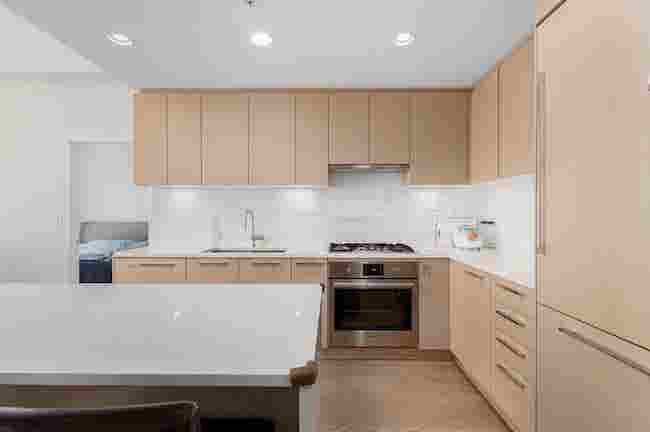 Wesbrook UBC- Private bedroom/bath