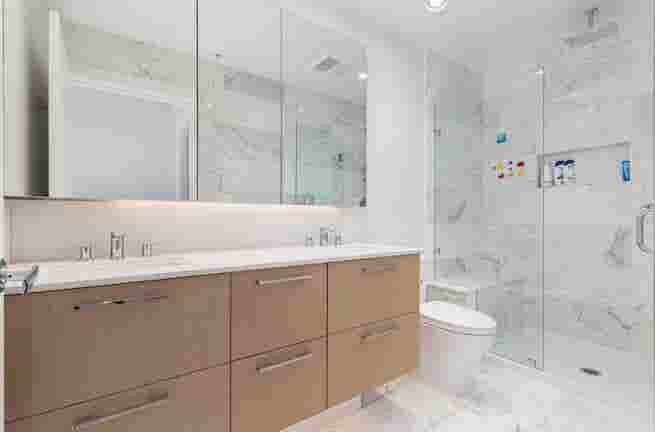 Wesbrook UBC- Private bedroom/bath