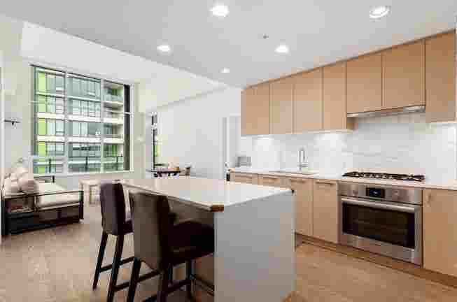 Wesbrook UBC- Private bedroom/bath
