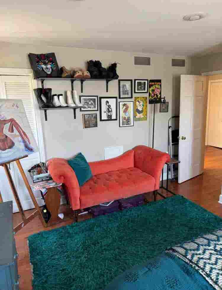 Bedroom Sublease In Corn Hill