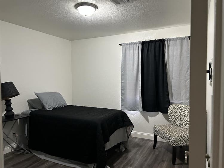 Durango-Charleston 2rooms available