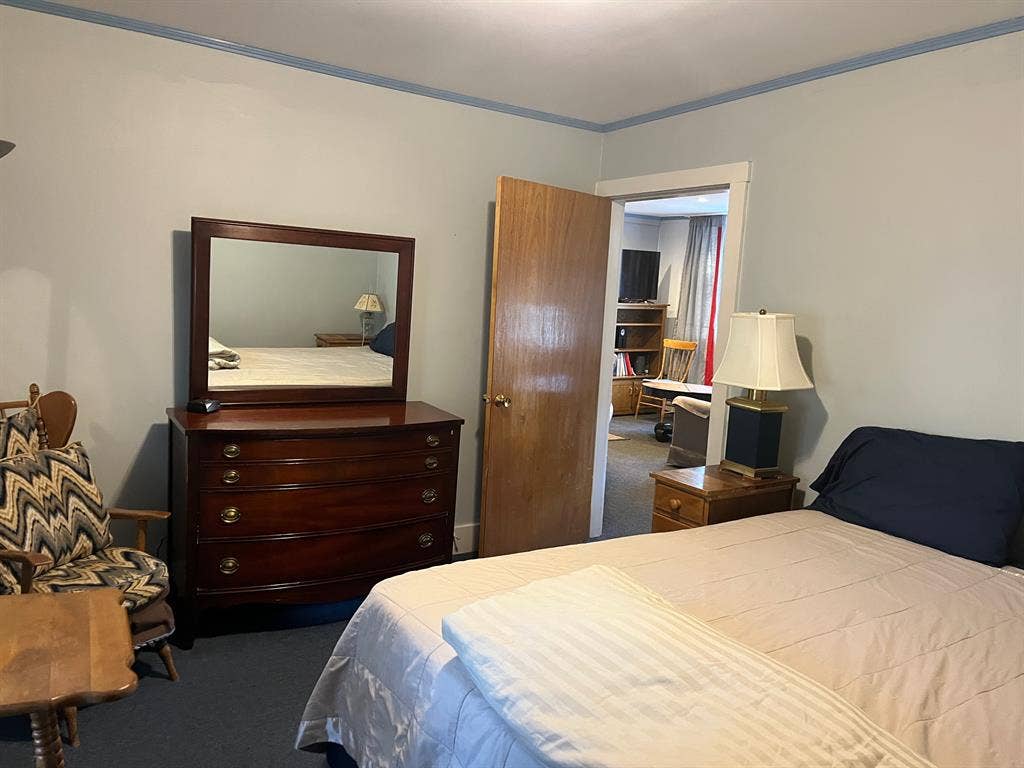 2 bedroom apartment