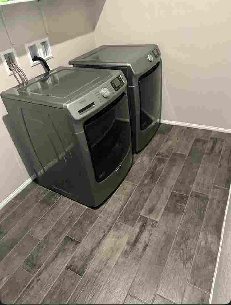 Modern and Spacious Room for Rent.