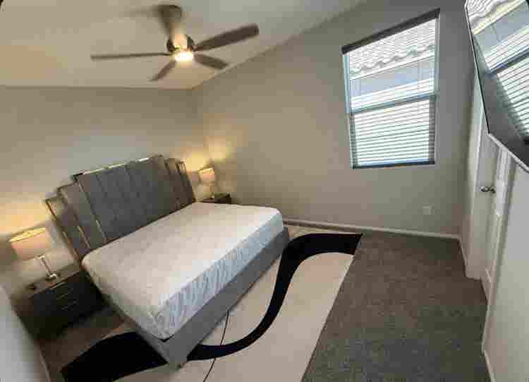 Modern and Spacious Room for Rent.