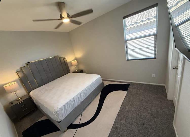 Modern and Spacious Room for Rent.