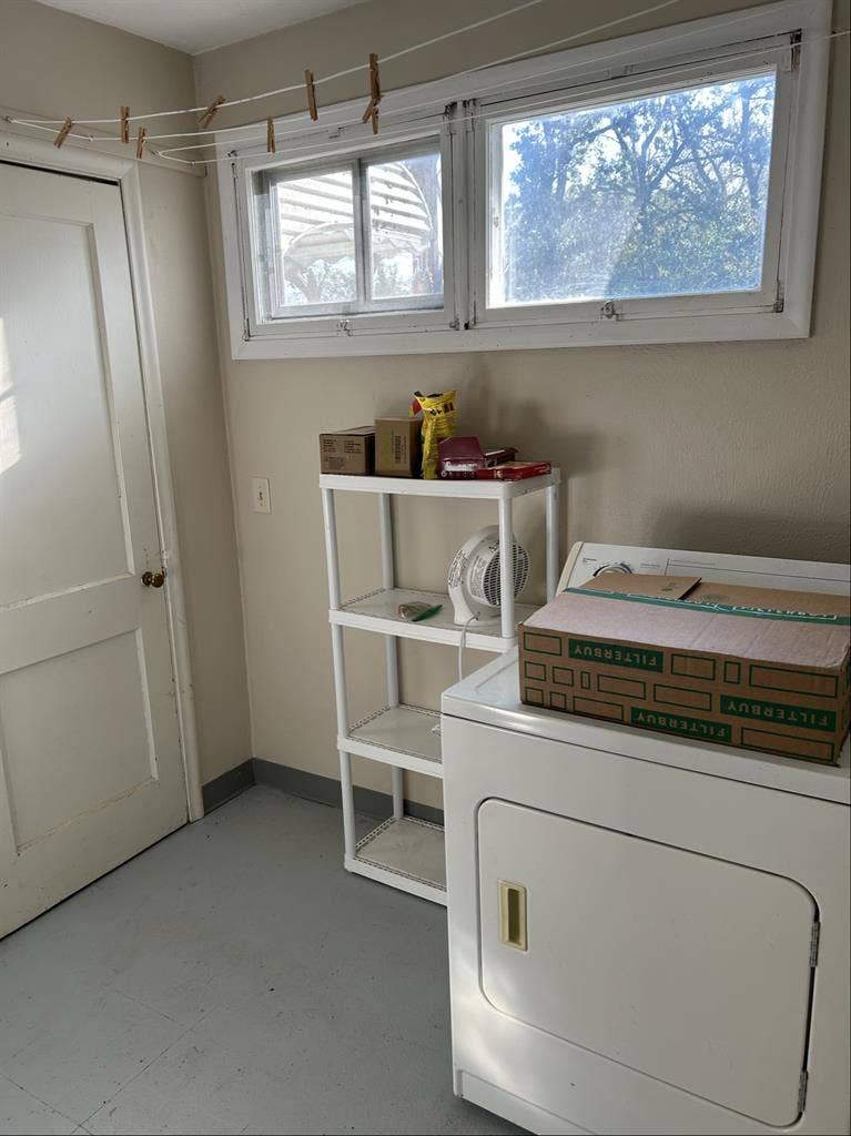 Minnetonka home room for Rent $