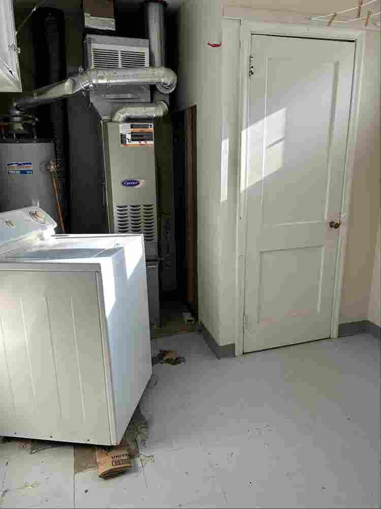 Minnetonka home room for Rent $