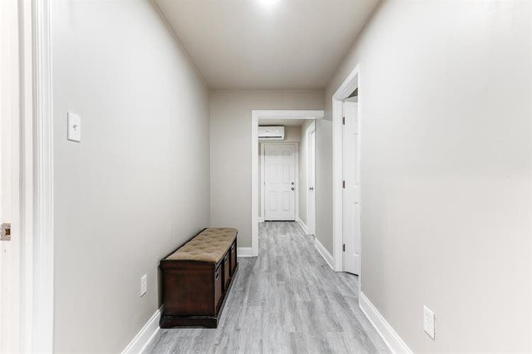 1 BR in Petersburg