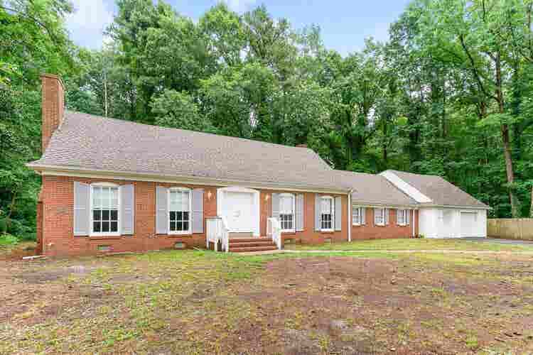 1 BR in Petersburg