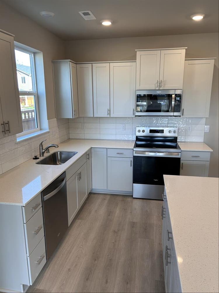 Tehale Bonney Lake Room Avl