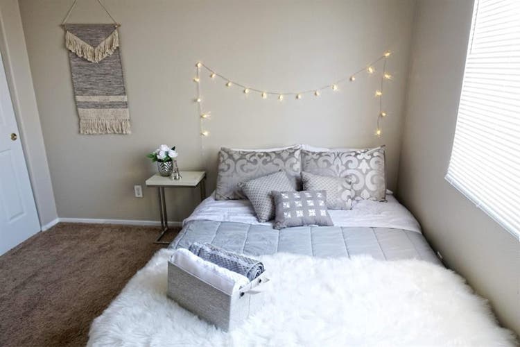 Great room available!!!