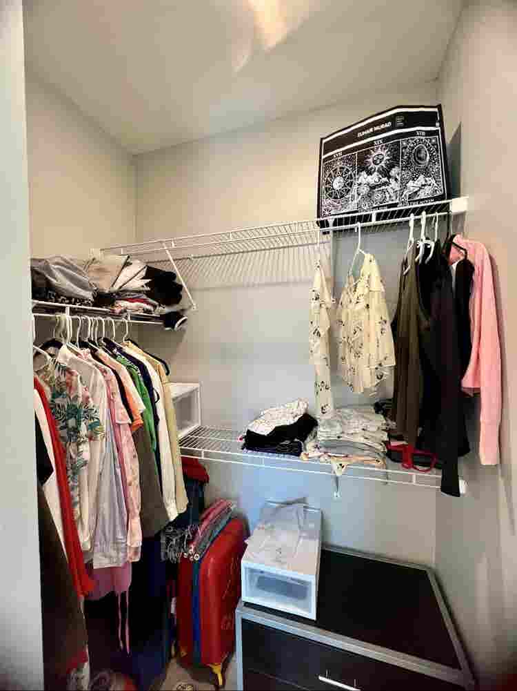 1 Room + Private Bath & Closet
