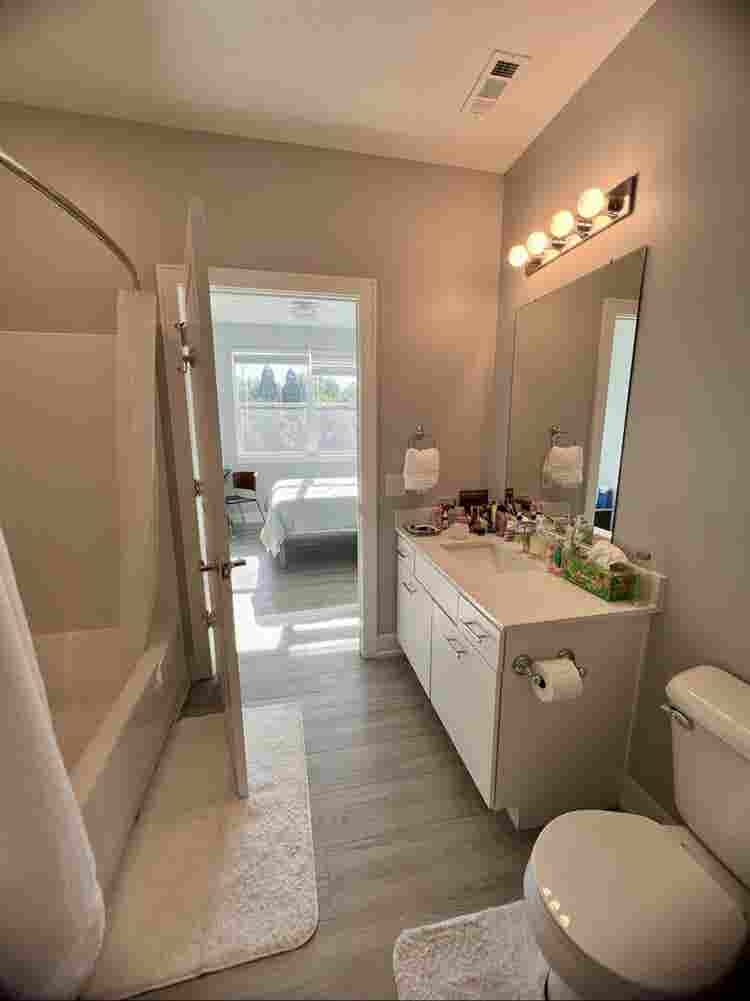 1 Room + Private Bath & Closet