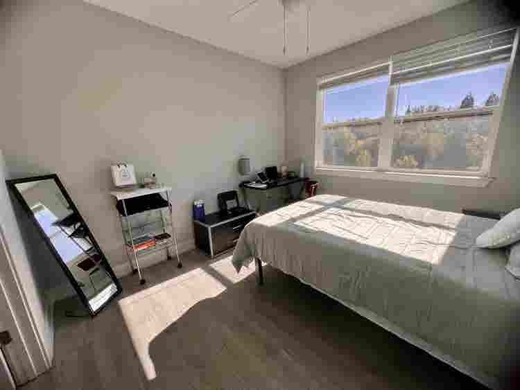 1 Room + Private Bath & Closet