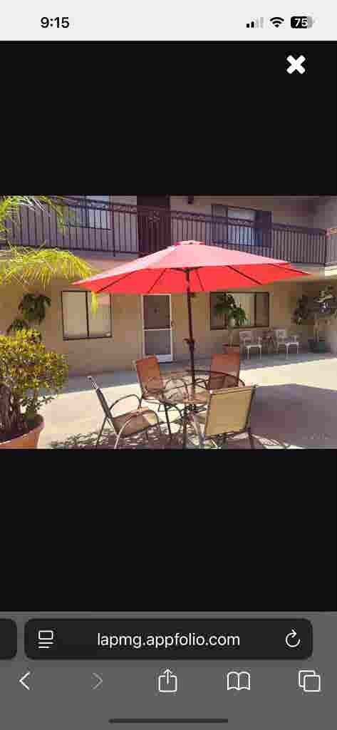 Couple looking for a roommate