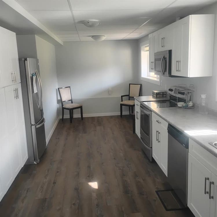 Beautiful Bachelor Suite