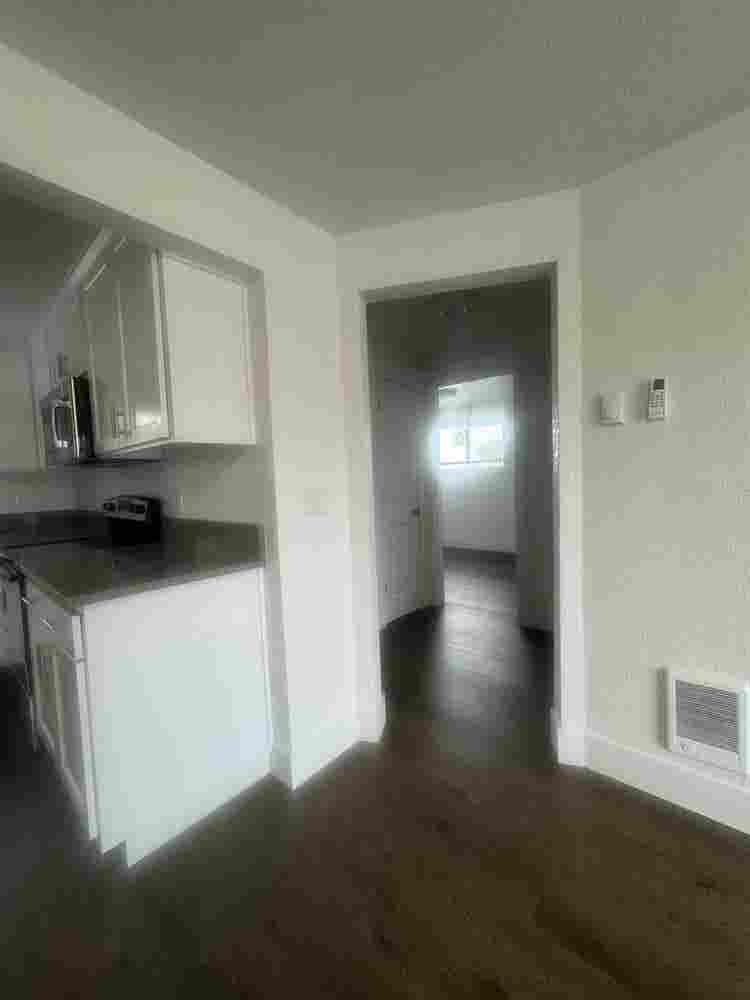 Roommate wanted