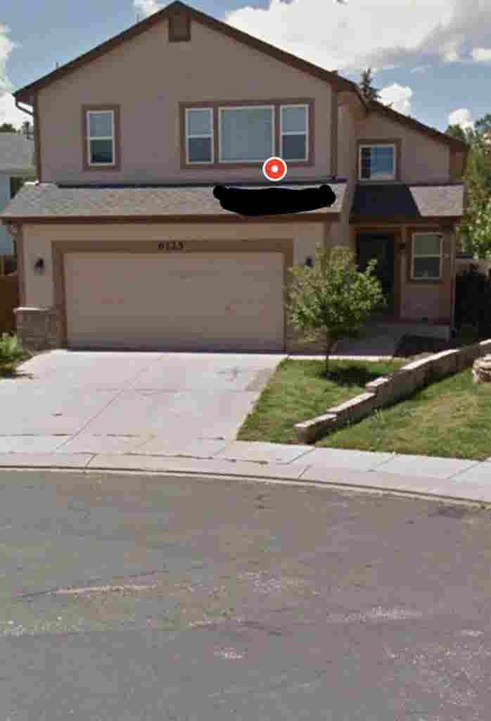 2 Bedrooms Available in townhouse