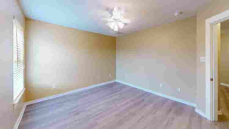 5 BR in Georgetown