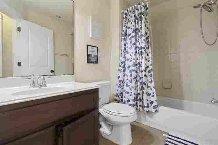 5 BR in Georgetown