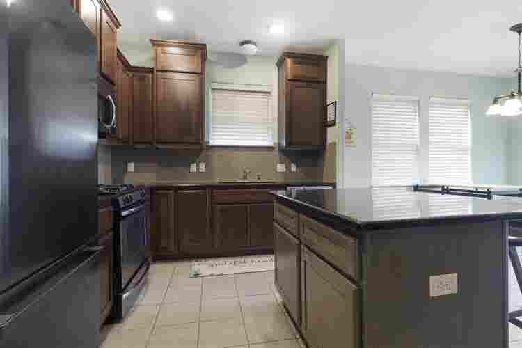 5 BR in Georgetown