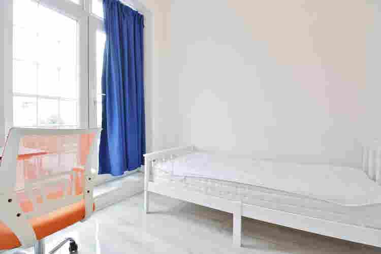 4 Bed Town house Hounslow, UK, Tw3