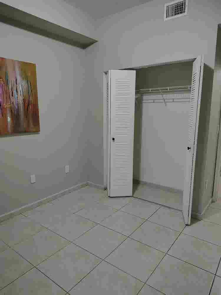 Single room in gated community
