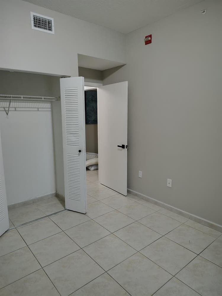 Single room in gated community