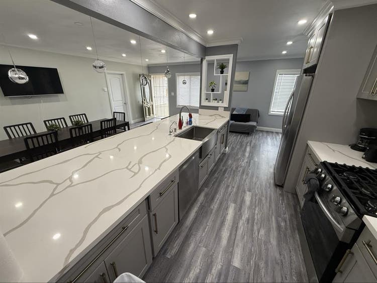 Master bedroom private bathroom