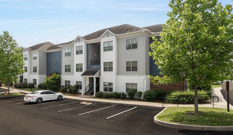 3 bed /bath Apartment .