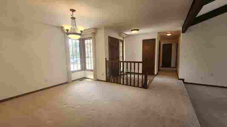 Master Suite - Private Bath Garage
