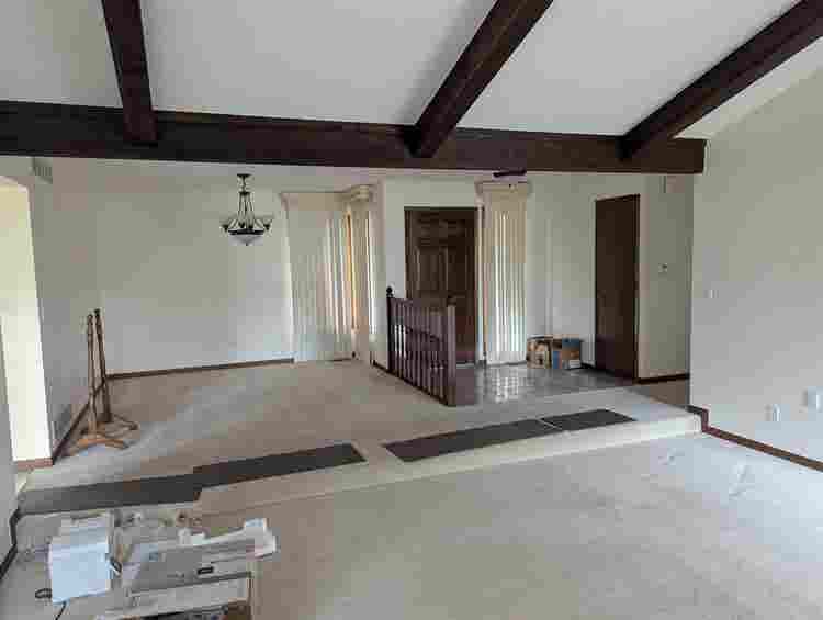 Master Suite - Private Bath Garage