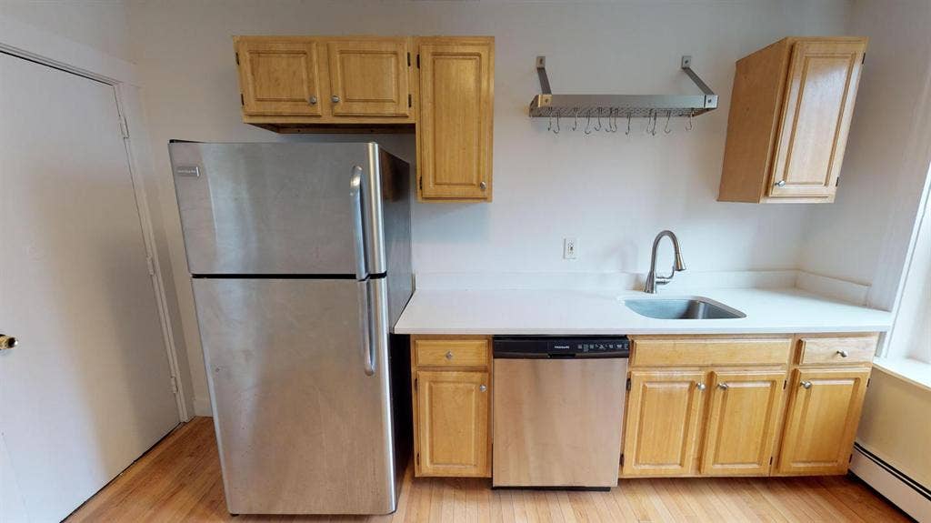 1 BR in Boston