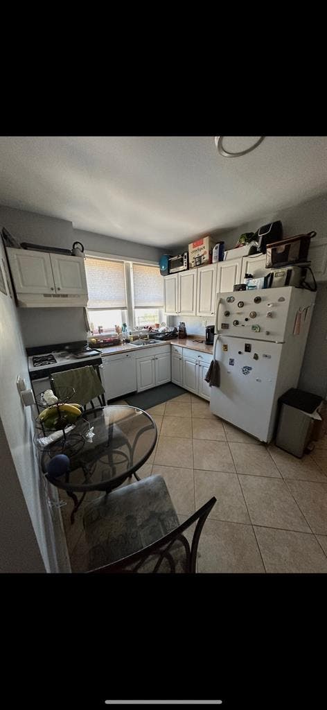 Need new roommate for 2 bedroom