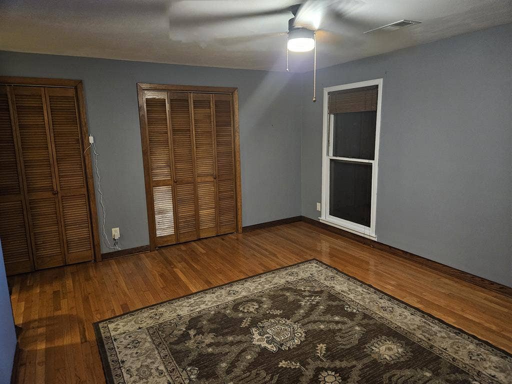 Private home on 5ac wooded property