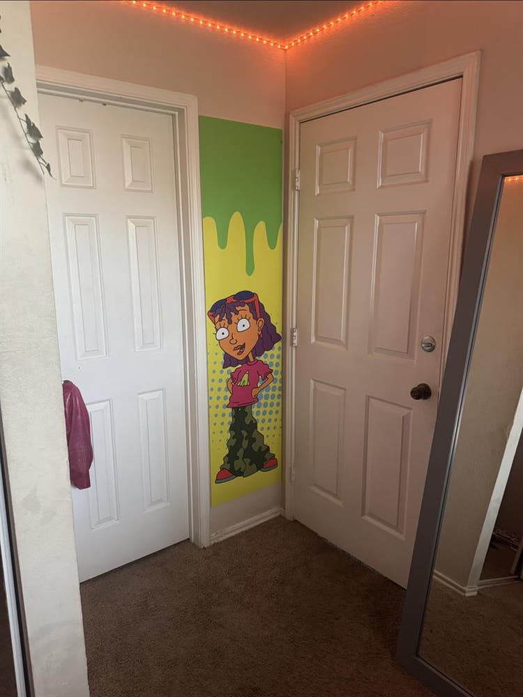 Seeking New Roommatees