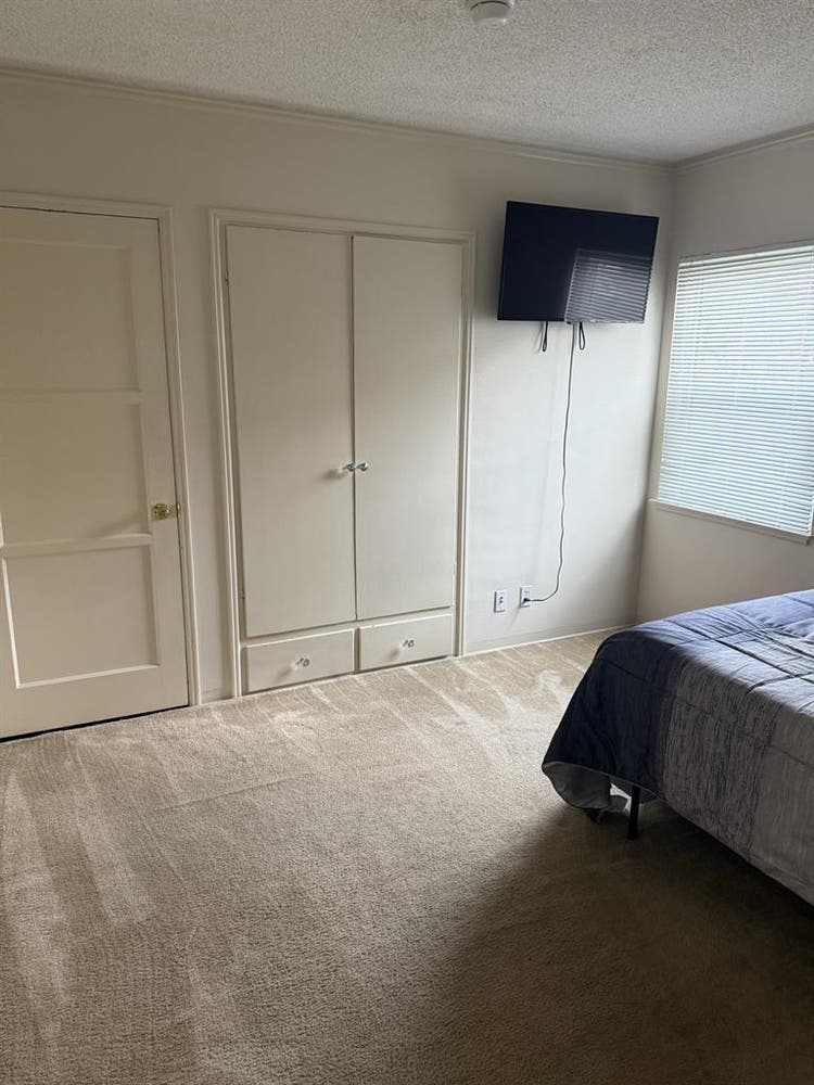 Room for rent -Sherman Oaks
