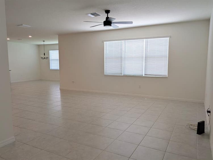 All-Inclusive Room Rentals-NoStress