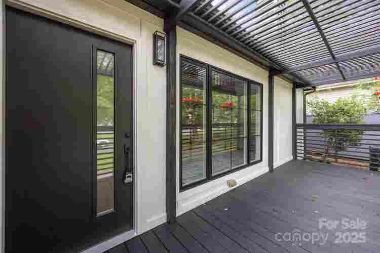 3 BR in Charlotte