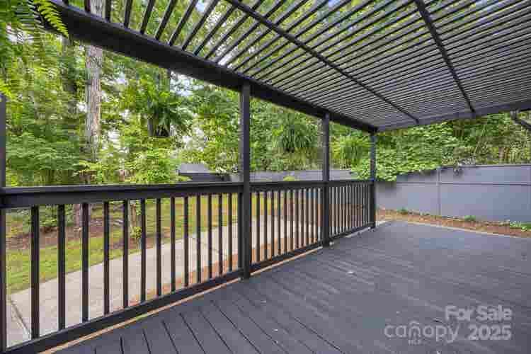 3 BR in Charlotte